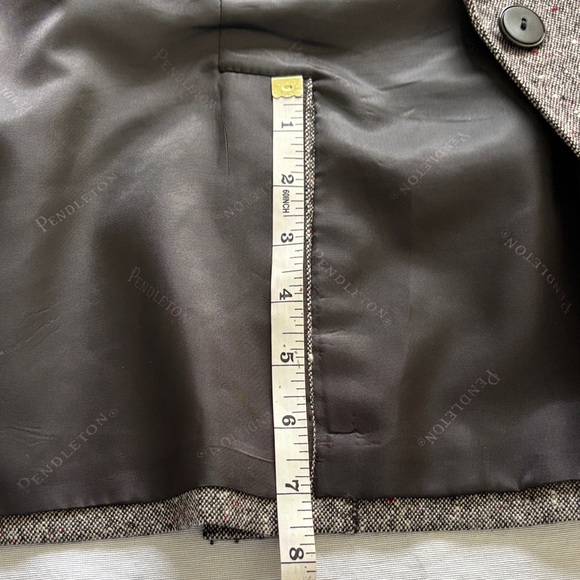 Hand Tailored from Pendleton Tweed Blazer with Two-Button Design 3/4 Sleeves - Picture 8 of 14